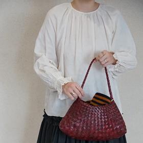 Gauze 圆领荷叶袖子上衣