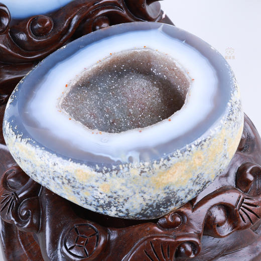 【风生水起】白水晶洞细晶   ZX2508231 商品图3