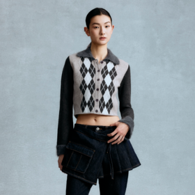 GOODBAI 菱格纹撞色拼接毛绒正肩长袖针织开衫