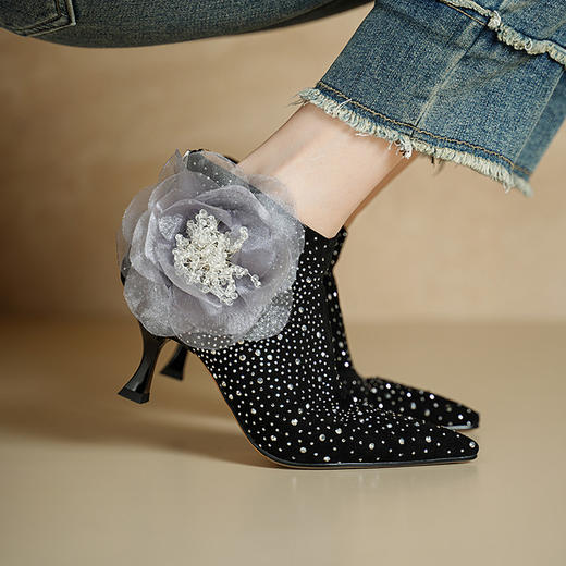 【预售5天】短靴子女巨好看配裙子新款早秋冬高细跟水钻花朵气质尖头宴会ALS&2597 商品图4