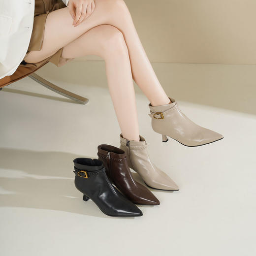 Westory2025年冬季摔纹胎牛尖头猫跟简约百搭短靴W25DS85551 商品图1