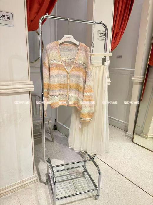 【门店同款】ENJOY秋季“光阴序语”V领撞色针织开衫 165743902 商品图3