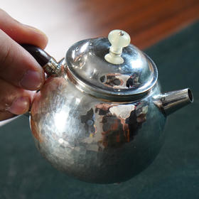 容天小品壶 银壶 约110左右