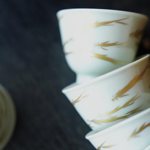 几上造物-【草木灰手绘金鱼杯】 商品图0