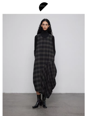 半圆/Q5725735/直筒无袖不规则圆领连衣裙