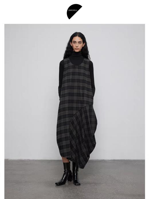 半圆/Q5725735/直筒无袖不规则圆领连衣裙 商品图0