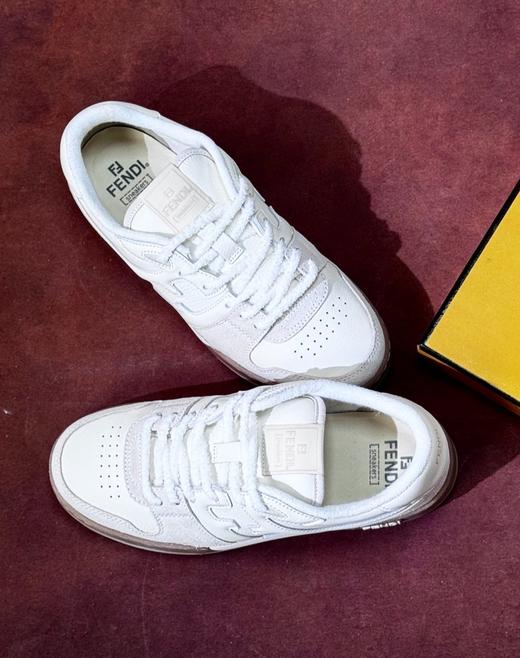 中性款Match 浮雕皮面低帮休闲鞋011 商品图1