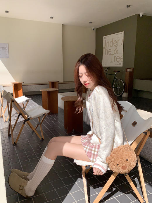 <曾小咸推荐>单排扣针织开衫毛衣女【预售款，预计3-15天发货】 商品图9