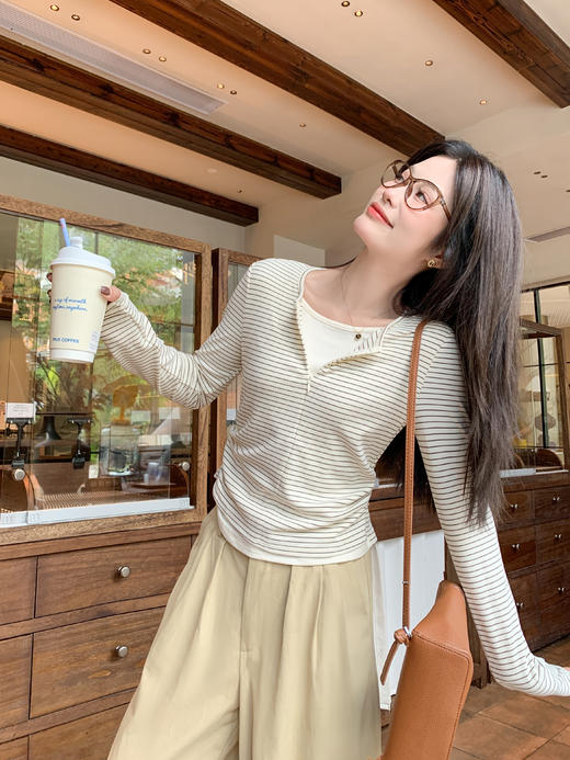 <曾小咸推荐>韩版拉链条纹长袖T恤【预售款，预计3-15天发货】 商品图7