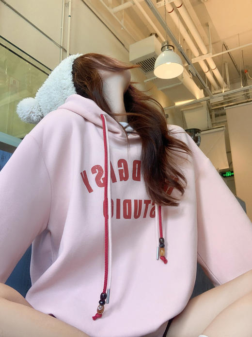 <曾小咸推荐>字母印花连帽卫衣长袖【预售款，预计3-15天发货】 商品图10