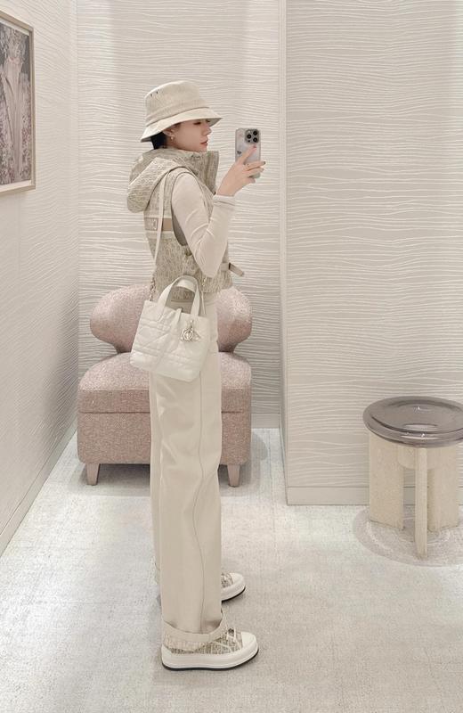 TY460-迪奥 25春夏 塔夫绸提花连帽腰带马甲 (PG*MM)9.16直播款 商品图7