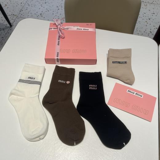 G503缪缪棉袜百搭系列中筒袜一盒四双装 商品图2