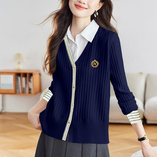 CC 66-6039假两件洋气上衣显瘦减龄拼接毛衣 商品图3