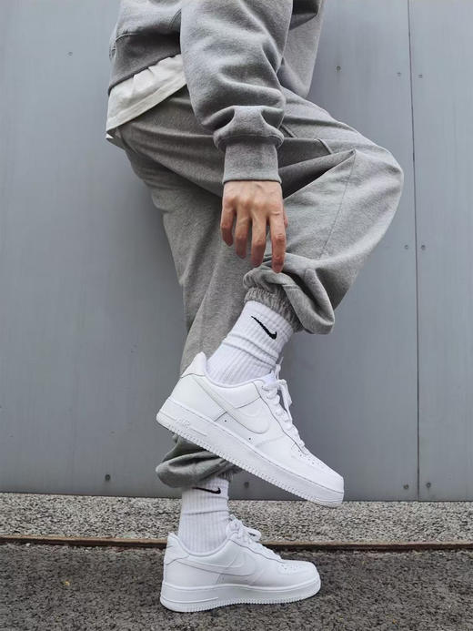 【奥莱直发】配色从经典到个性，每款都戳中审美，Nike Air Force 1 系列合集，奥莱直发 商品图1