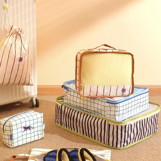 Hugz 旅行收纳袋行李箱内衣收纳袋防水洗漱整理包衣物鞋子分装袋子 商品图0