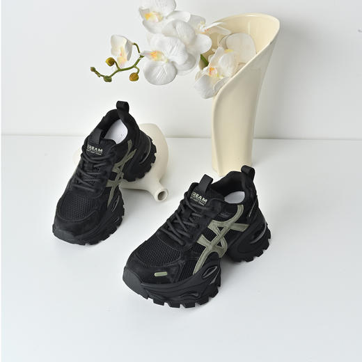 经典鲨2025秋季专柜新款潮酷拼色网面透气系带显高老爹鞋女KW219-537111 商品图3