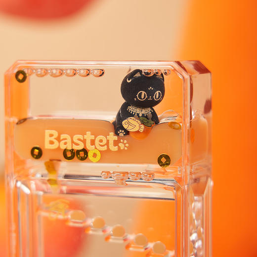 大英博物馆 巴斯特系列 柿柿如意治愈时光流油沙漏摆件 商品图2