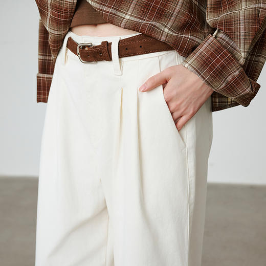 NEELLY纳俪商场同款秋季新款经典白色直筒裤女舒适宽松软糯长裤N25084H06624 商品图2