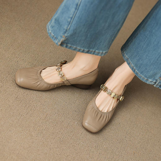 【预售5天】法式软皮软底浅口方头单鞋女新款春秋百搭低跟仙女风玛丽珍鞋YF&8883 商品图1