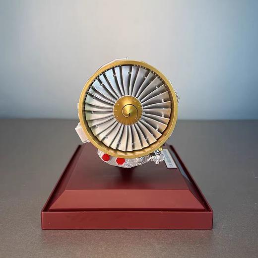 【长春航展、九三阅兵纪念品-新品重磅】特尔博1:20大涵道比涡扇发动 机模型合金摆件大头发动机送罩子 商品图2