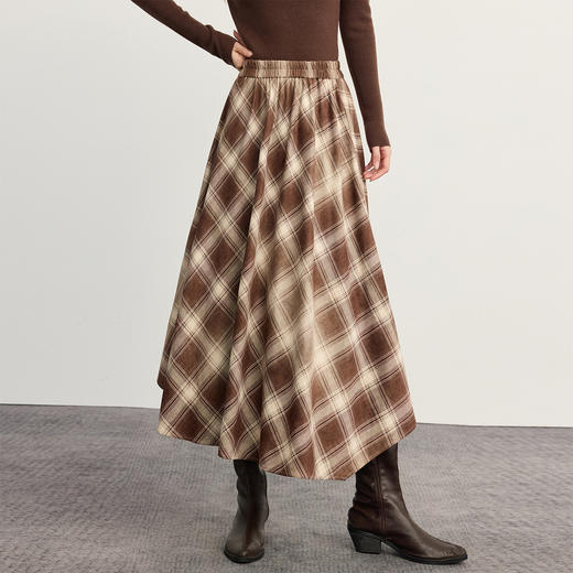 【09/17新品】熙世界复古咖色格子半身裙女2025秋装新款垂坠飘逸不规则高腰伞裙 商品图3