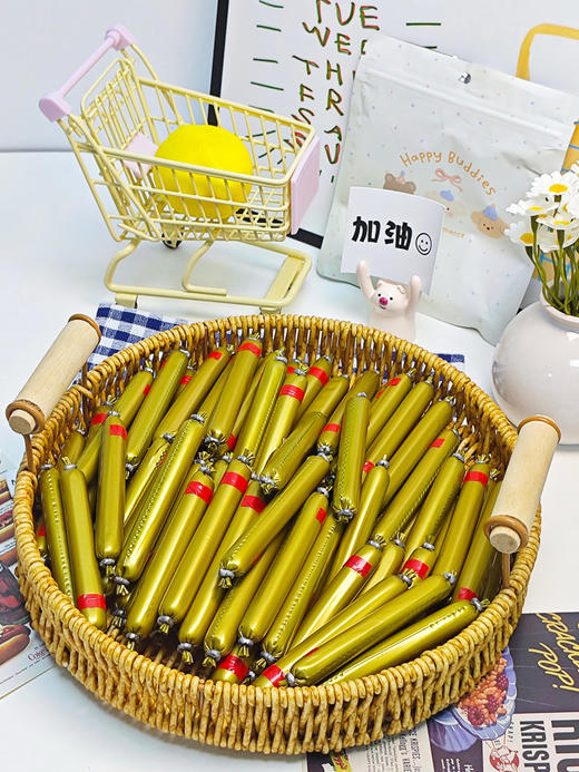 🤩孩子追着要的【牛肉肠】来啦❗💰29.9带走60根‼️一根0.5不到❗牙齿一咬微微回弹✨肉香四溢越嚼越香，一根接一根炫不停❗⭕牛肉+鸡肉黄金配比，口感不柴，高蛋白补营养，Q弹扎实 商品图6