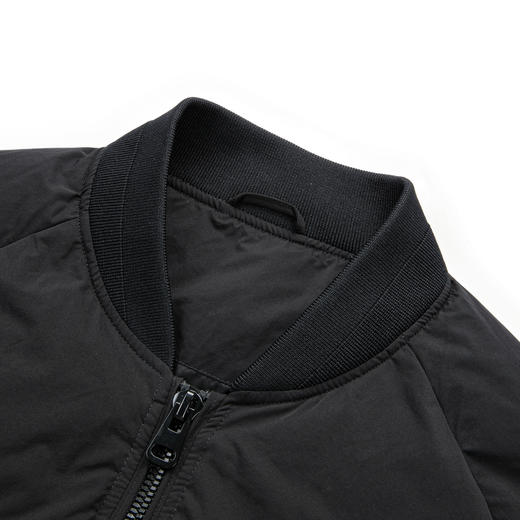 含90%鸭绒绒子含量 舒适保暖 时尚百搭羽绒服 商品图11