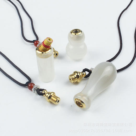 天然玛瑙玉髓小空心瓶玉葫芦朱砂瓶舍利香水精油瓶嘎乌盒吊坠项链 商品图2
