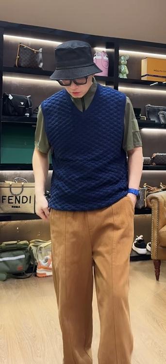 针织马甲春秋新款百搭宽松显瘦无袖背心 商品图2