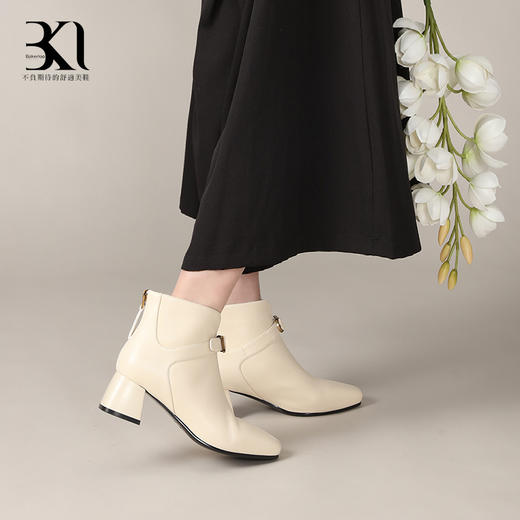 BAKERLOO小方头装饰带高跟女靴AD185 商品图5