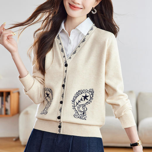 CC 66-6044提花针织衫衬衫领假两件毛衣时髦洋气减龄衫 商品图0