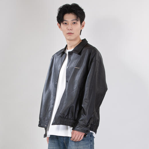 DRONKOO 2025 翻领左金属扣斜口袋下摆橡筋蛋白皮中厚皮衣 商品图3