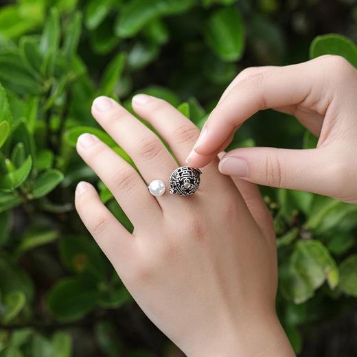 圆满镂空可替换香珠戒指 开口调节设计 （多款香味可选择 ）个性小众指环 随身便携香薰礼物送女友 商品图0