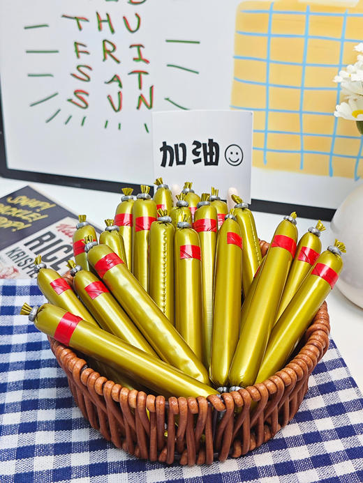 🤩孩子追着要的【牛肉肠】来啦❗💰29.9带走60根‼️一根0.5不到❗牙齿一咬微微回弹✨肉香四溢越嚼越香，一根接一根炫不停❗⭕牛肉+鸡肉黄金配比，口感不柴，高蛋白补营养，Q弹扎实 商品图0