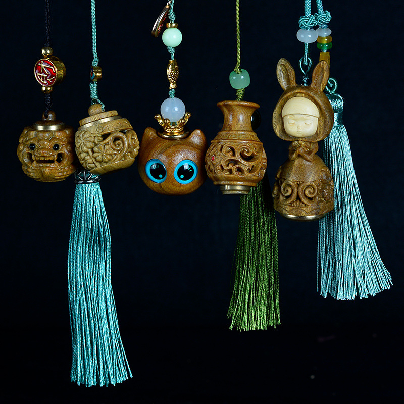 绿檀镂空香囊许愿兔莲花葫芦夜光石扩香器挂件檀香饰品装饰