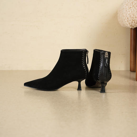 Westory2025年冬季绒面羊京尖头猫跟简约老钱风百搭短靴W25DS85561 商品图7