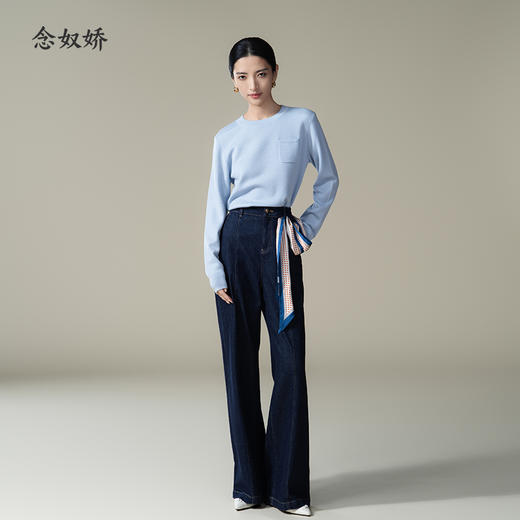 【商场同款】CNK5914 “ 轻蓝毛衫 ” 清浅的王冠蓝 平和又不失灵动 松身廓形，轻松舒适 商品图3