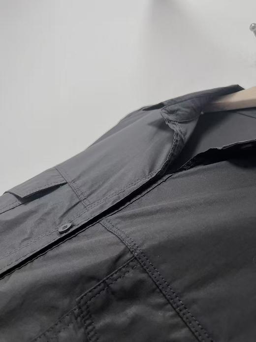 冰点价！仅限11.11！退货勿拍【秋新品】古泥7077黑色双口袋精致走线衬衫-喜出 商品图3