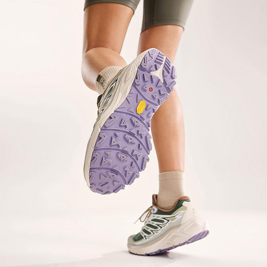 KAILAS凯乐石 户外运动 女款低帮防水跑山徒步鞋(远征 MAX FLT) 商品图2