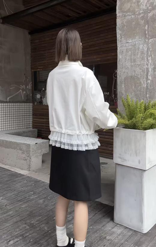 爆款推荐【秋上新】826简约法式蕾丝边休闲外套-喜出 商品图4