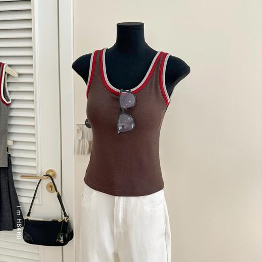 老米优品🎈3-5天！复古运动gril风《撞色拼接U领无袖弹力背心》自带一体胸垫！BX250916B 商品图6
