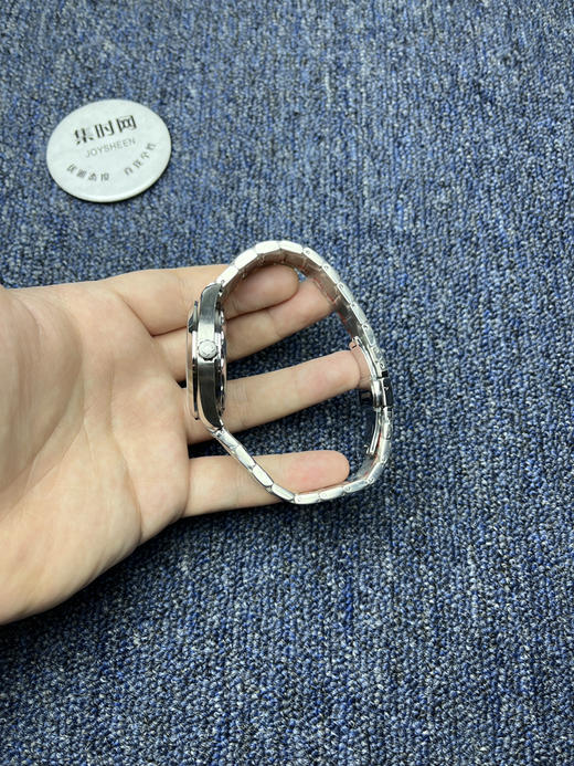 OMEGA欧米茄 海马150米系列Aqua Terra 150米运动 黑色盘 男士腕表
【机芯】搭载进口西铁城 商品图4