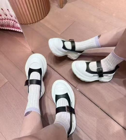 麦的&昆 时尚厚底马丽珍休闲鞋 商品图3