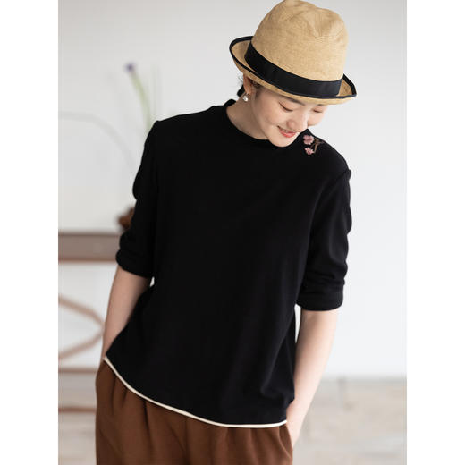 牧衣游原创 棉混纺手工刺绣T恤女秋新款保暖单穿可打底上衣 叁山 商品图3