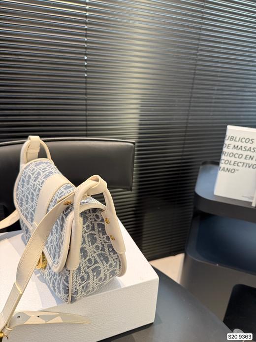 G515配折叠盒子 蒙迪AO经典老花系列斜挎包 商品图2