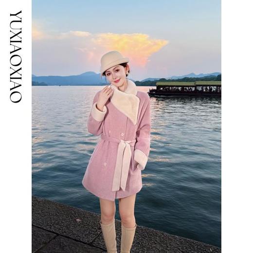 余潇潇【千金归来】绵羊毛桑蚕丝骆驼绒混纺拼接可拆卸水貂撞色大衣 商品图2