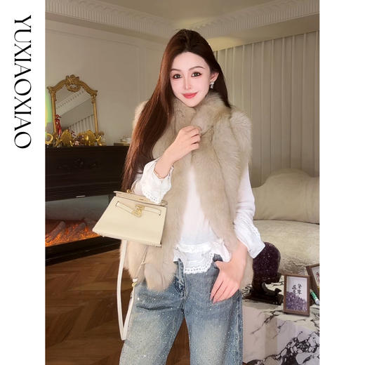 余潇潇【暖茶荣爵】轻奢显瘦时尚狐狸毛拼接绵羊皮填充薄棉无袖皮草 商品图2