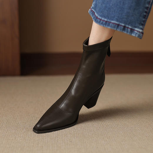 OLD 1245法式复古气质高跟弹力显瘦靴尖头粗跟大码短靴 商品图1
