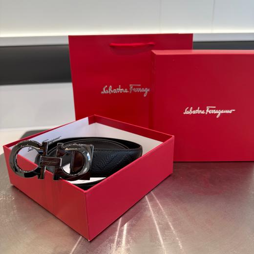 G508菲拉格慕皮带，黑色纯色光面腰带，配红色礼盒包装 商品图4