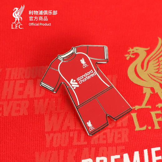 【官网同款】利物浦俱乐部 | 25-26赛季主场球衣徽章精致配饰 商品图1